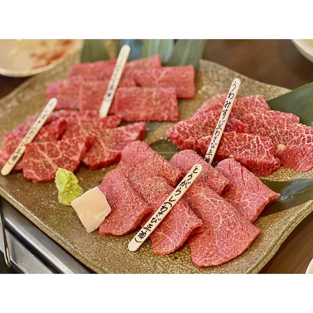 中田奈沙さんのインスタグラム写真 - (中田奈沙Instagram)「🐄🍚🐂🍚❤️ 飯田橋にある @takahiro_aoh と @t.rie_09 夫妻行きつけの 《肉ぼうず》に連れてってもらた☺️✨ 美味しいっ、うまいって我々合計何回言ったのでしょう🤣 お肉上質、ご飯ホクホク💯 もうすでに行きたい！ ごちそうさまでした🙏 . #奈沙ログ #奈沙ログin飯田橋 #奈沙ログin神楽坂  #やっぱり米が好き #noricenolife #歯はいらないシリーズ  #yakiniku #beef #iidabashi #foodie  #foodstagram #foodgasm #foodpic #instafood #foodporn #dinner #wagyu #焼肉 #肉ぼうず #飯テロ #激ウマ #飯田橋 #白米 #タン #ハラミ #カルビ #腹パン #ごちそうさまでした #和牛」12月10日 20時54分 - nasa_nakada