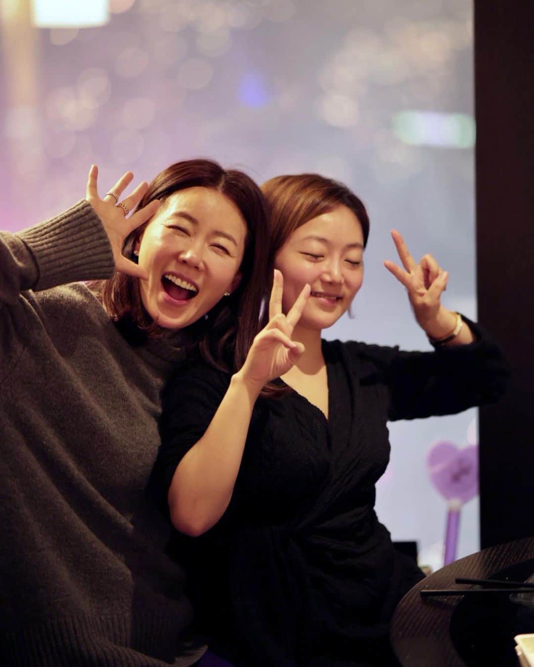 アン・ソニョンさんのインスタグラム写真 - (アン・ソニョンInstagram)「#bmw언택트콘서트  세상이 바뀌니 공연도 마케팅도 다 바뀌는군요🙌🏻  언택트 시대에 빠르게 발맞춘 @bmw_korea  의 25주년 #yearendparty 관람해서 좋았고 여러갸지 영감받고 갑니다👍  #내돈내산 #행사리뷰  그나저나 #남산하얏트 오니 연애시절 무척 떠오르는군요 @jk__seo 님아」12月10日 21時18分 - anney_an_love