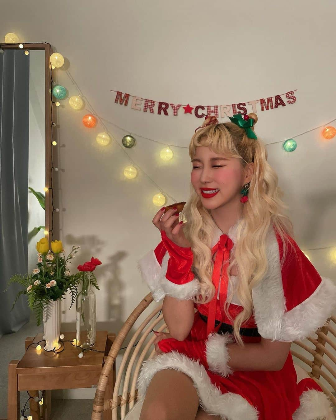 ダヨンさんのインスタグラム写真 - (ダヨンInstagram)「🎄🍓😜😐😗🍓🎄」12月10日 21時44分 - dayomi99