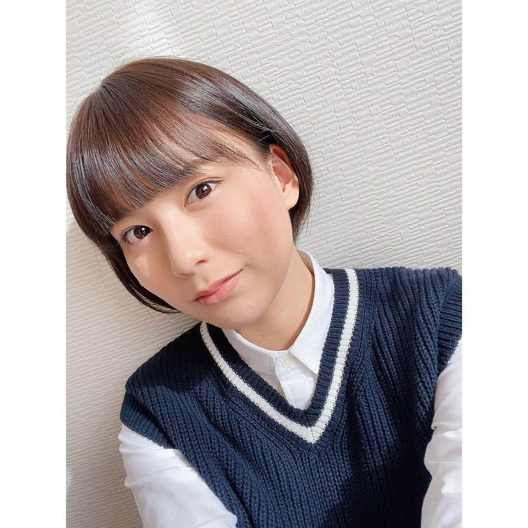 梶原凪さんのインスタグラム写真 - (梶原凪Instagram)「. 『それって⁉︎実際どうなの課』 12月16日(水)23:59〜 今回はギザ10を探す旅に出ました！！皆さんギザ10見つけたことありますか？？  是非ご覧ください！！😊  #それって実際どうなの課」12月10日 21時42分 - kajihara.nagi_insta