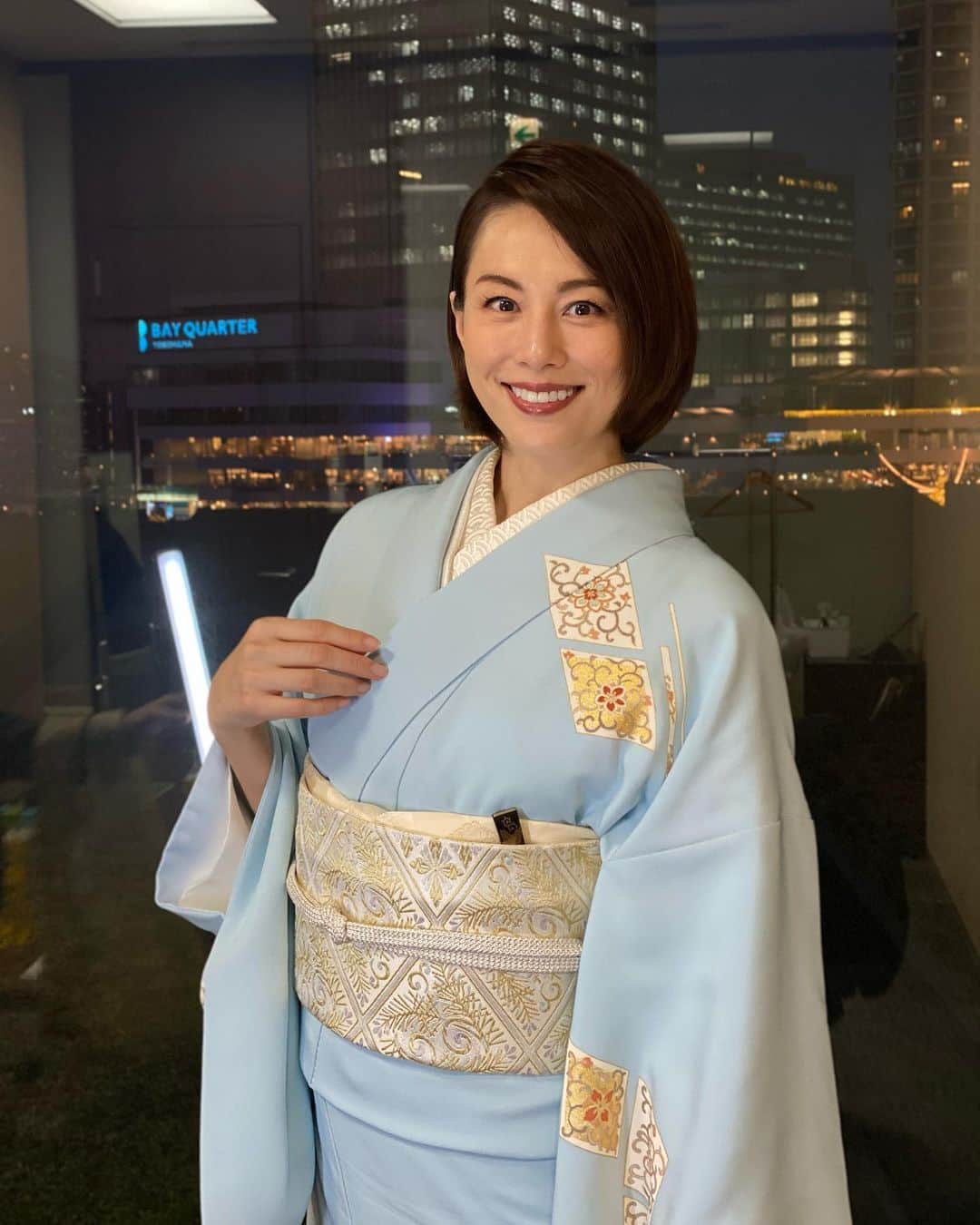米倉涼子のインスタグラム：「皆さんこんばんは！﻿ 今日は私がフェスティバルミューズを務める﻿ 『フランス映画祭2020 横浜』のオープニングイベントに伺って来ました^ ^﻿ 本日、12月10日（木）から13日（日）の全4日間、イオンシネマみなとみらいにて開催されてます！﻿ ﻿ ﻿ Hello everyone, I hope you had a good day or having a good day so far!﻿ ﻿ Today,I went to the opening event for "French Film Festival 2020" ﻿ ﻿ It's going to be open for 4 days from today until 12/13!﻿ ﻿  ©unifrance films #フランス映画祭」