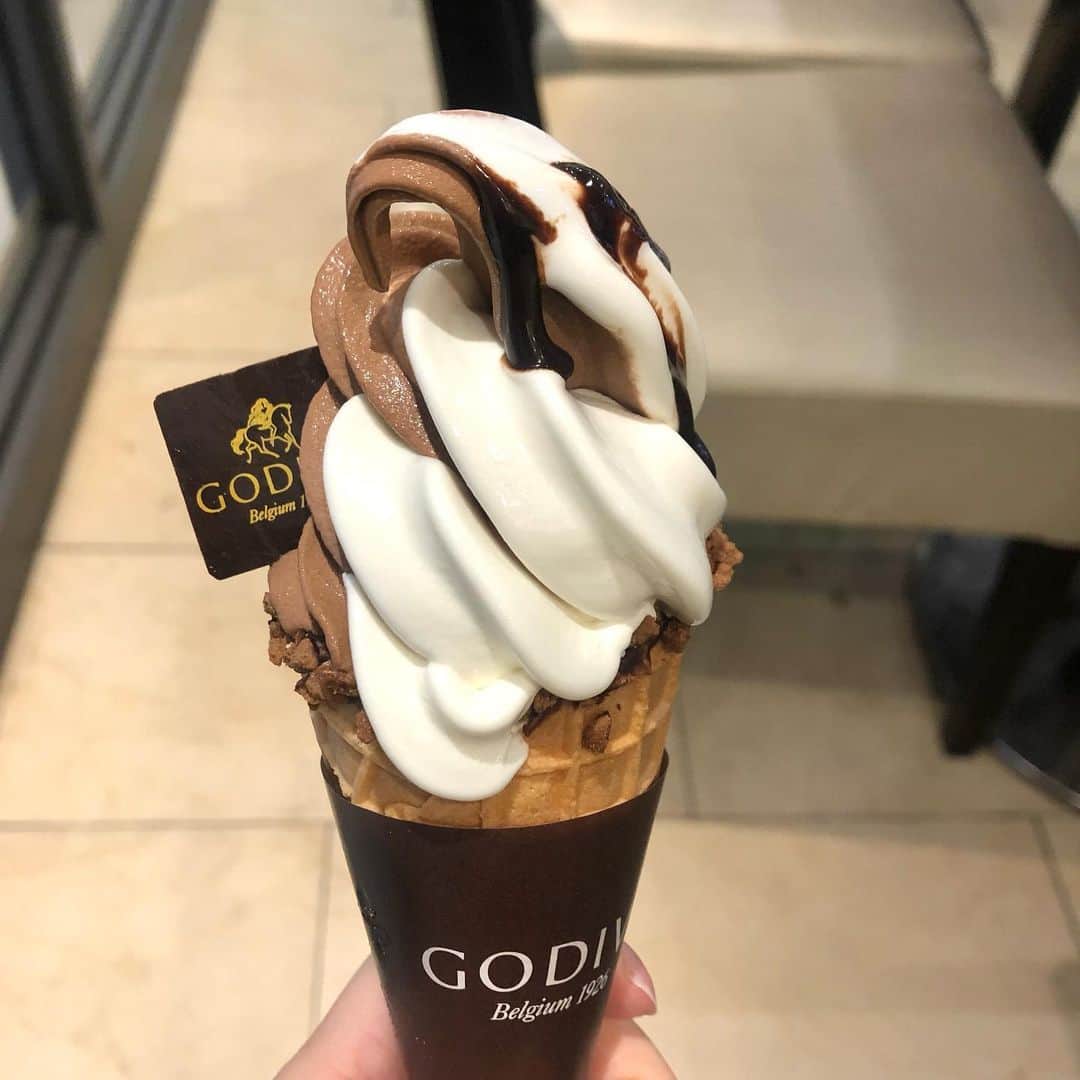 엘루씨 네일살롱のインスタグラム