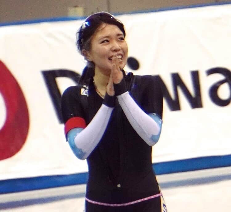 のインスタグラム：「本日誕生日でした🎂 24歳、まだまだ頑張ります🏃‍♀️💨」