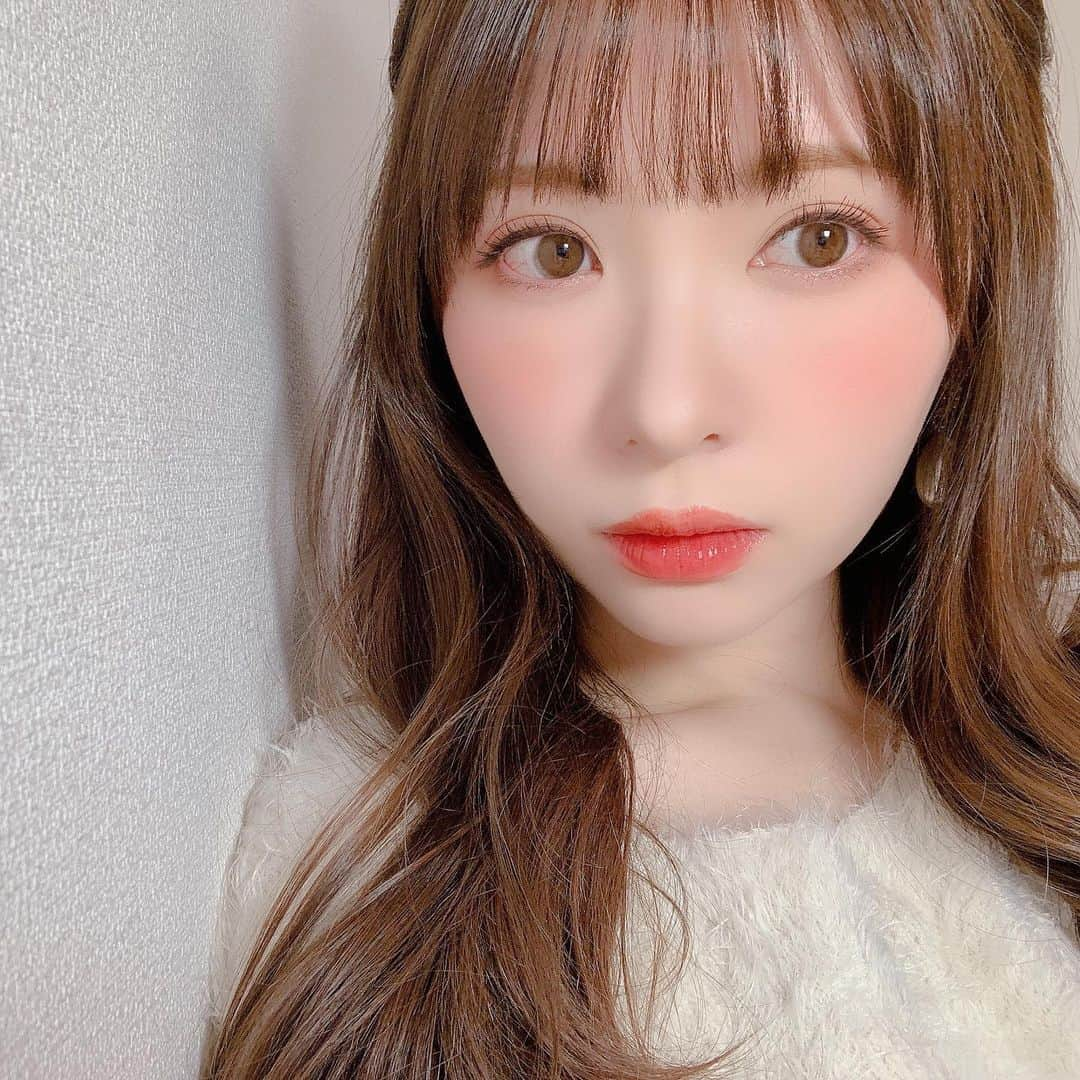 河西美希さんのインスタグラム写真 - (河西美希Instagram)「今日はメイク動画撮ったよ  #ラジオ収録もしてきました　 #メール送ってくれたみんなありがとう #一足先にクリスマスと大晦日味わいました #来週のみきぽんラジオは #ゲストに #モーニング娘20 #の #えりぽんさんをお迎えしての放送でふ #リアタイで聴いてね♡ #えりぽんかわいい」12月10日 22時27分 - mikipon1111