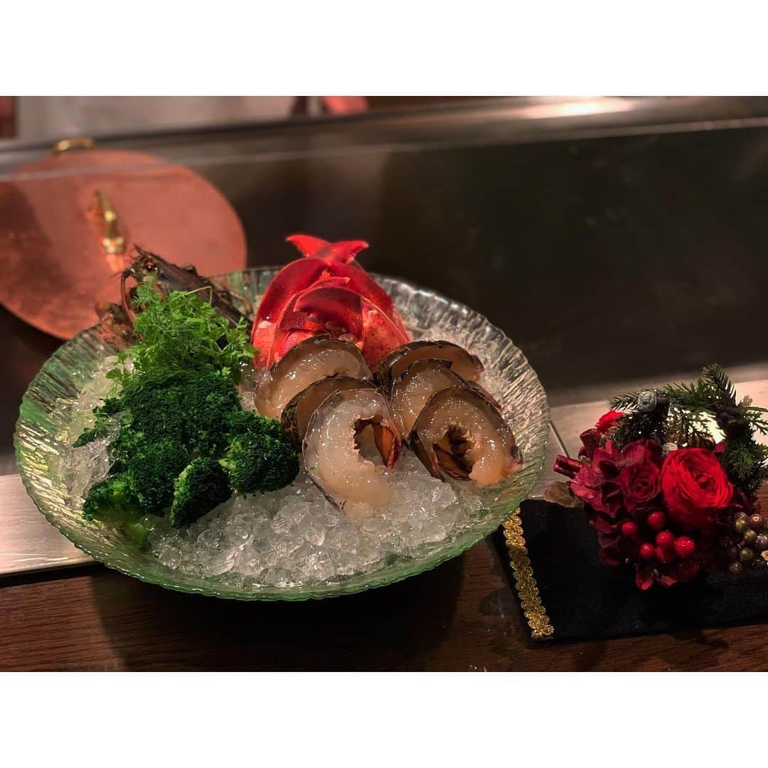 池田愛のインスタグラム：「🦞🎄」