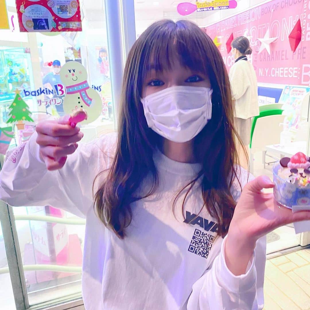 hy4_4yhさんのインスタグラム写真 - (hy4_4yhInstagram)「ちゃんだよ！ 今日のインスタLIVEは22:45やります！  告知遅くなってすまん！すまん！  ここに集まってくださいちゃん！ instagram.com/hy4_4yh/」12月10日 22時40分 - hy4_4yh