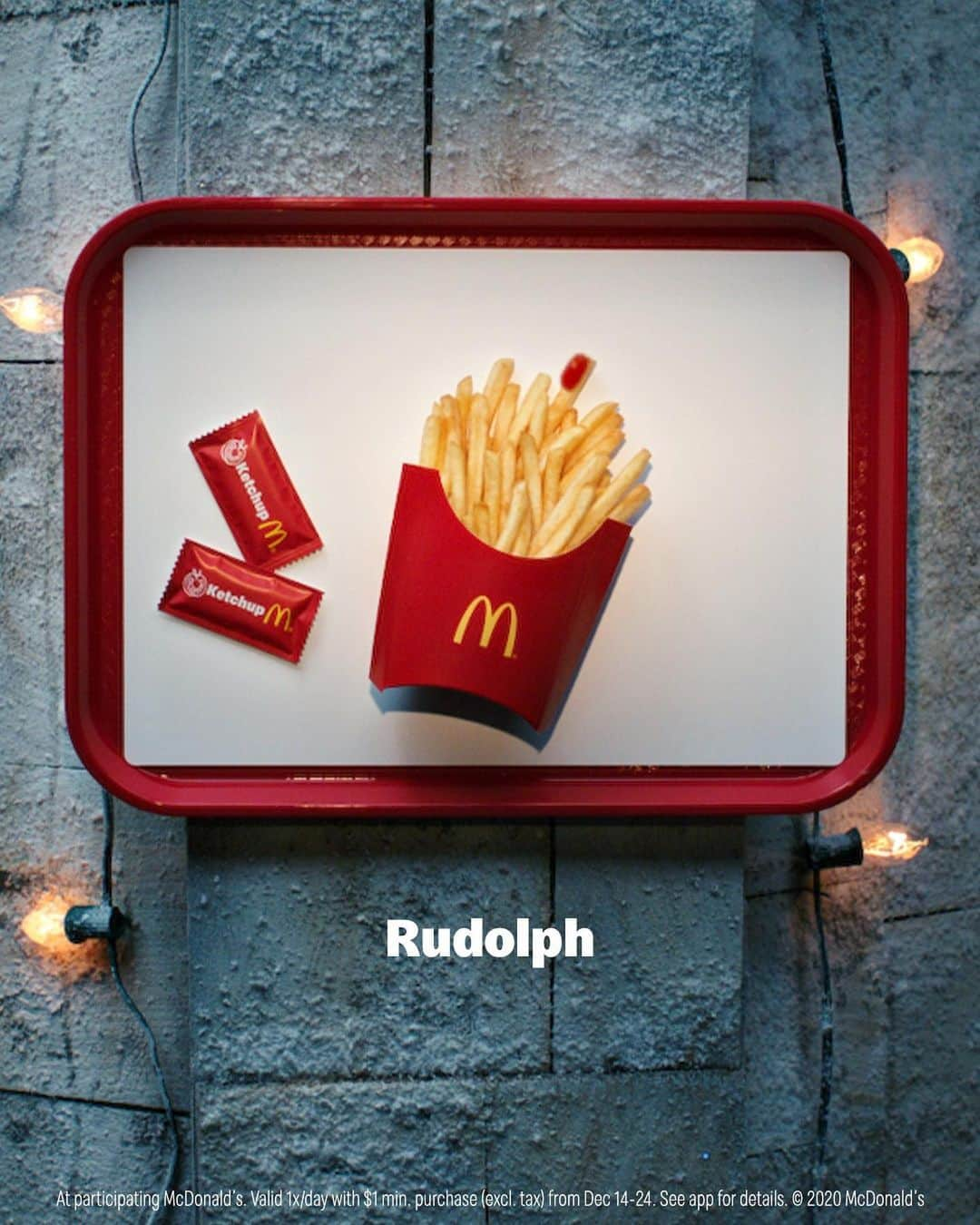 マクドナルドさんのインスタグラム写真 - (マクドナルドInstagram)「ok fine, we’re your secret Santa. we got you free daily deals on our App, starting 12.14 with $1 minimum purchase」12月10日 23時01分 - mcdonalds