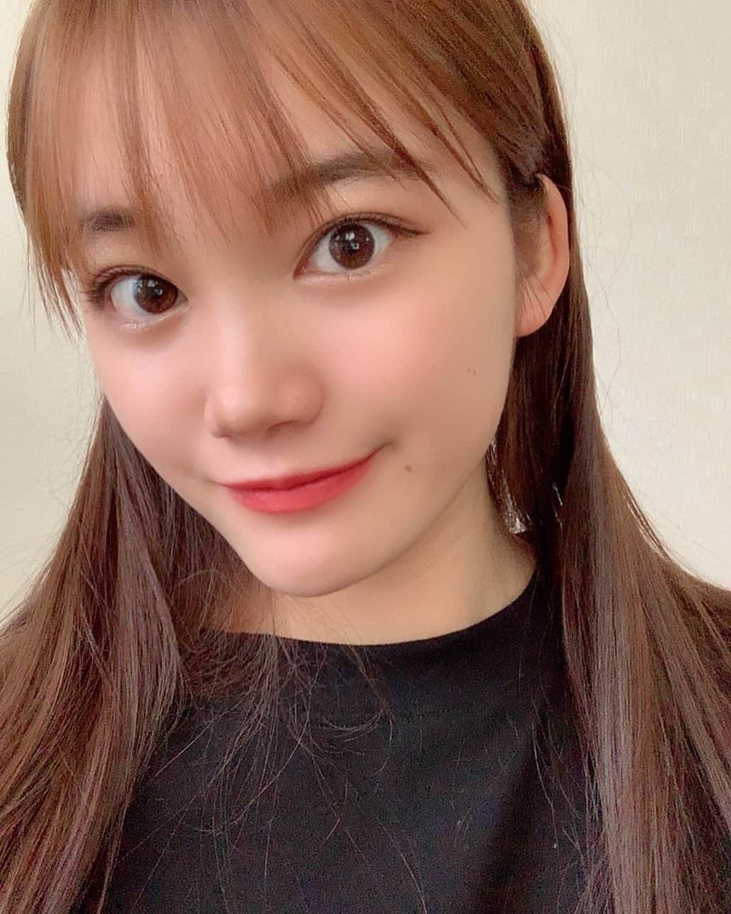 中崎花音さんのインスタグラム写真 中崎花音instagram 茶髪だった時 黒髪と茶髪どっちが好き 茶髪 ヘアカラー ロングヘア 自撮り Instagood Instagram Instalike Selfie オンライン授業 12月10日 22時56分 Cq Kanon N