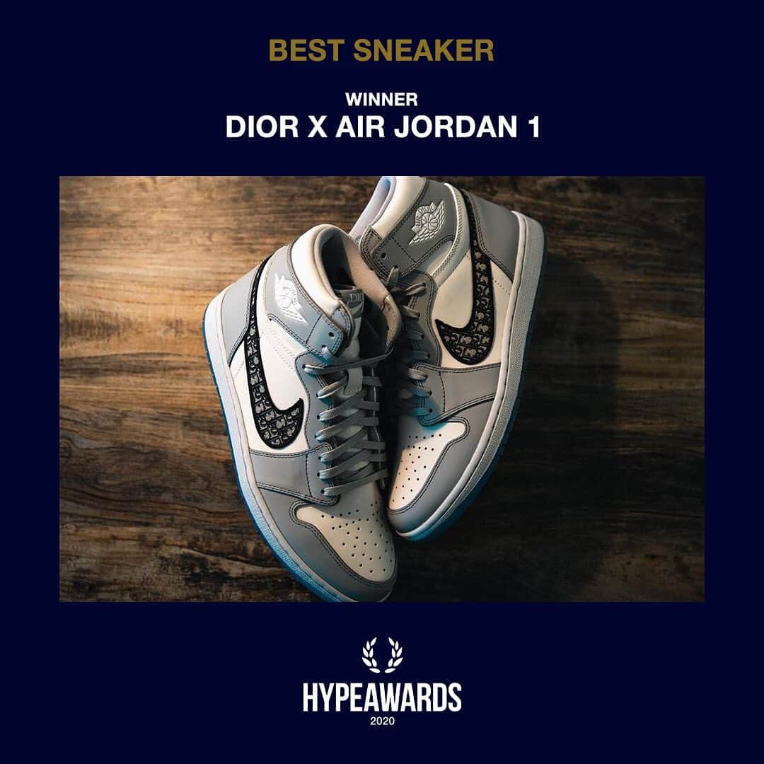 HYPEBEASTさんのインスタグラム写真 - (HYPEBEASTInstagram)「#HYPEAWARDS: The award for Best Sneaker of 2020 goes to @dior x Air Jordan 1. Congratulations! ⁠⠀ —⁠⠀ Head to the link in our bio for the full list of winners.⁠⠀ ⁠⠀ Presented by @greygoose」12月10日 23時17分 - hypebeast