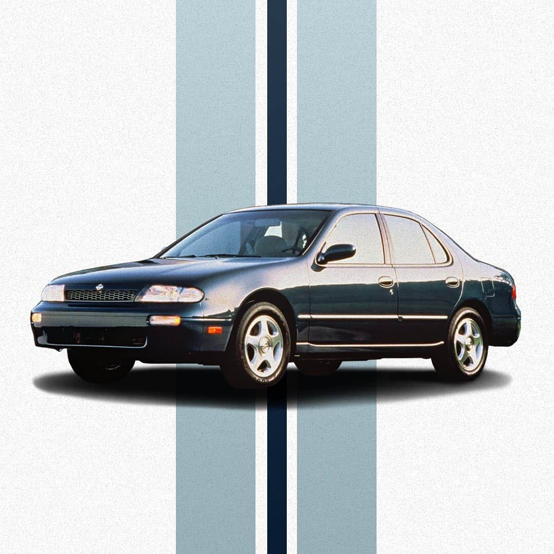 Nissanさんのインスタグラム写真 - (NissanInstagram)「Did you know that 1993 #NissanAltima was born from the #Bluebird, the mainstream sedan line of #Nissan Motor in 1959? Swipe right to see its resemblances in the 2021 design!  #TBT #Heritage」12月10日 23時17分 - nissan