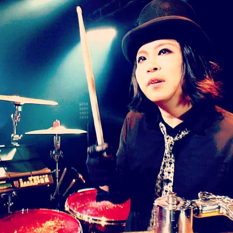 O-JIROのインスタグラム：「ライブしたいな。」