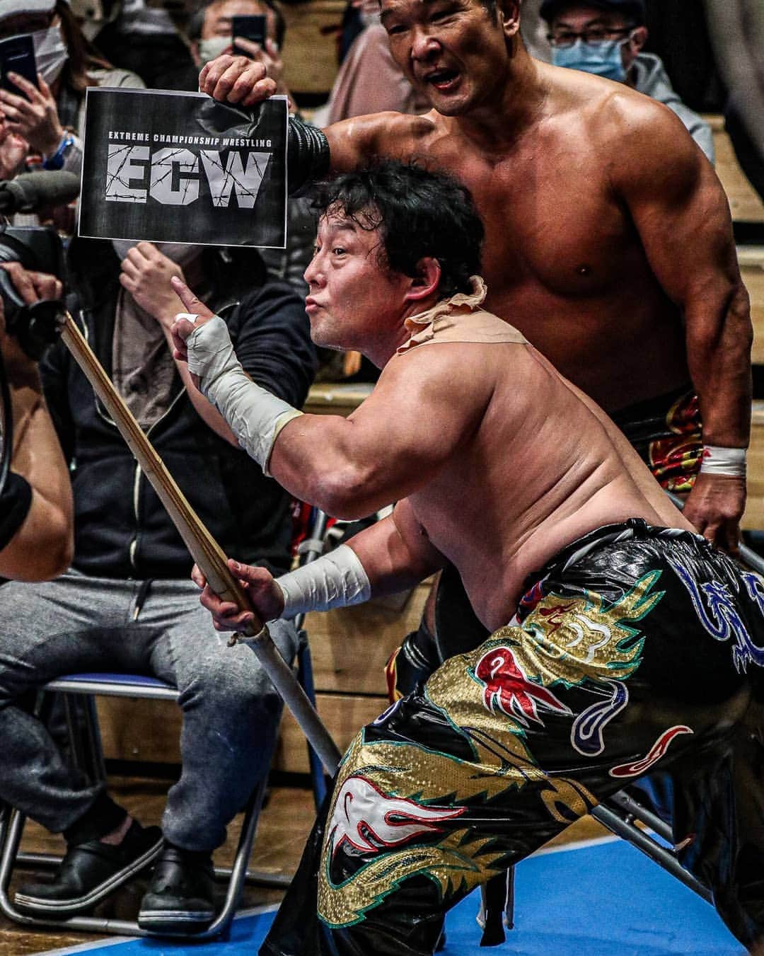 TAJIRIのインスタグラム：「ECW is still alive in Japan. #ajpw #tajiri #masatotanaka #ecw」