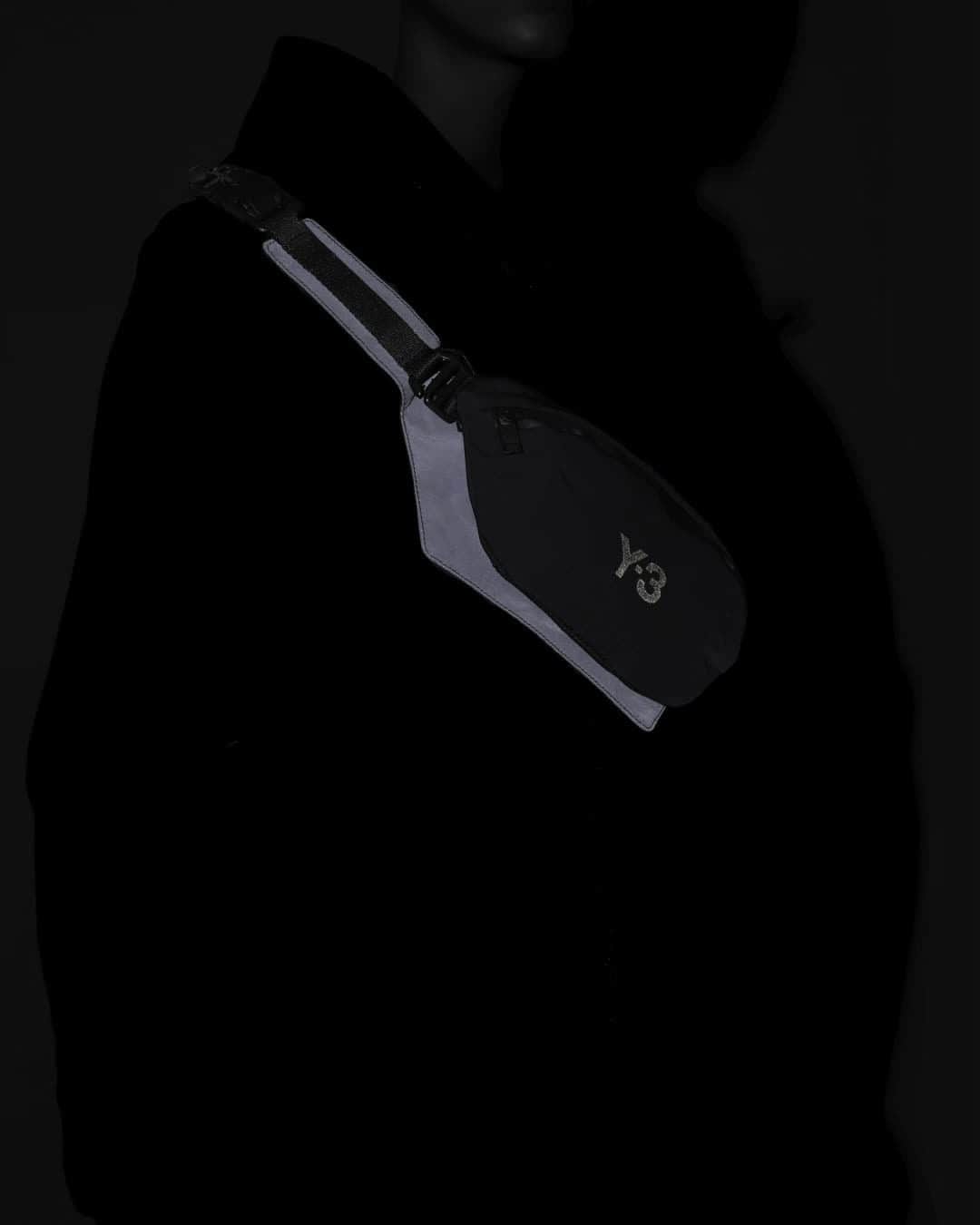 ワイスリーのインスタグラム：「Y-3 Reflective Belt Bag. Y-3 Fall/Winter 2020 Collection. --- #adidas #Y3 #YohjiYamamoto Discover the collection at adidas.com/y-3」