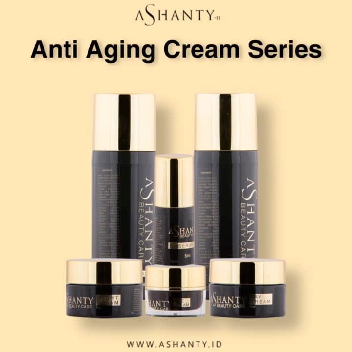 ASHANTY BEAUTY CREAM OFFICIALのインスタグラム：「Ingin wajah tetap sehat, cerah, kencang dan kenyal ? Berikan perawatan yang tepat dan terbaik untuk kulit wajahmu. Hindari timbulnya tanda penuaan dini, seperti kerutan, flek hitam dan garis halus. Mulai rutin gunakan Ashanty Beauty Cream Anti Aging Series untuk menjaga wajah agar tetap sehat, cerah, kencang, kenyal dan awet muda ✨  Satu paket cream berisi : • Facial Wash • Skin Toner • Serum • Day Cream • Night Cream • Eye Cream • FREE Exclusive Pouch   _________________________________ Informasi dan pemesanan : WA: 081293823950 WA: 085781140354 WA: 081287388885 WA: 087778489900 FAST RESPONS CLICK LINK yang ada di Bio IG @ashantyid  _________________________________ #ashantybeautycosmetics #beauty #cosmetics #brandlocal #kosmetikhalal #makeup #kosmetikartis #ashanty #thehermansyah #beautyvlogger #jualkosmetikmurah #kosmetikmahal #kosmetikbagus #ashantyid #keluargaasix #ashantyhermansyah #mua」