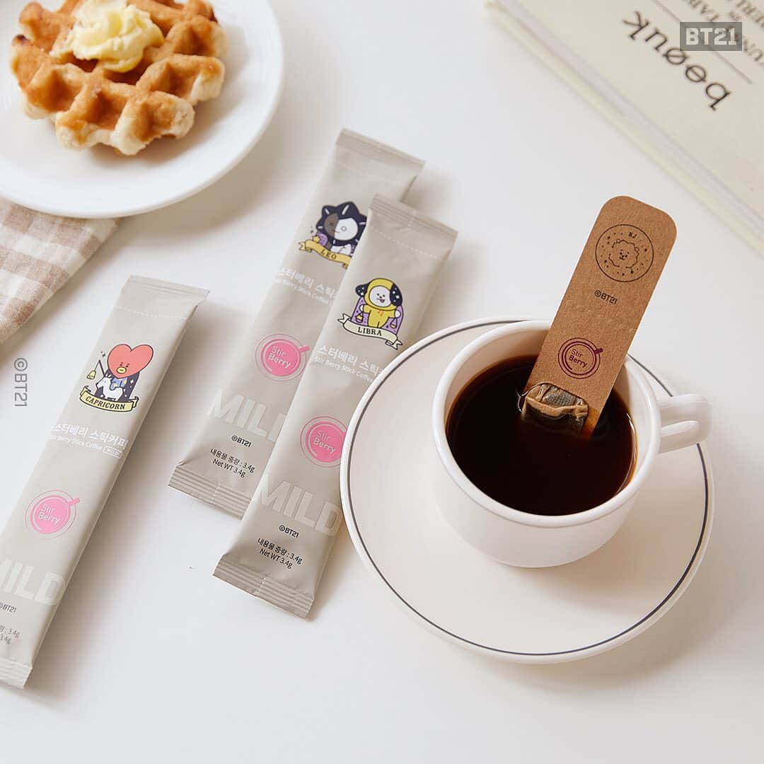 BT21 Stars of tomorrow, UNIVERSTAR!さんのインスタグラム写真 - (BT21 Stars of tomorrow, UNIVERSTAR!Instagram)「Make some coffee. Own the day. ☕️ ⠀ BT21 Stick Coffee Set ⠀ ✔️Mild? Dark? It's your call ✔️Convenient individual packs ✔️Blends quick and easy ⠀ Shop now > Link in bio ⠀ #BT21 #coffee #cafe #brew」12月11日 11時08分 - bt21_official