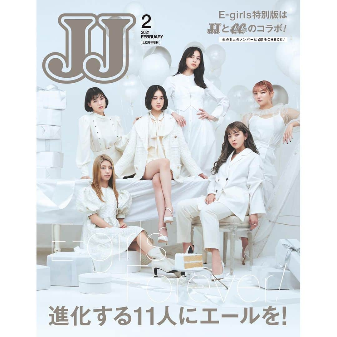 E-girlsさんのインスタグラム写真 - (E-girlsInstagram)「🦢🤍﻿ ﻿ 🤍JJ2月号特別版🤍﻿ なんとCanCamとのコラボ表紙に😳﻿ CanCam2月号特別版と組み合わせると﻿ ひとつの表紙になります💭﻿ ﻿ 中面も通常版とは異なりますので﻿ ぜひ、チェックしてください✨﻿ ﻿ 発売日：12/23(水)﻿ 展開先：全国のTSUTAYA(一部店舗除く)/各ネット書店﻿ ﻿ #ありがとうEgirls﻿ #JJ﻿ ﻿ @sayaka_happiness_official  @fujii.karen____official  @annastagram.official  @sato_harumi__official  @anna_ishii_official  @yuzuna__takebe__official  @jj_official_jj」12月11日 10時03分 - e_girls_official_