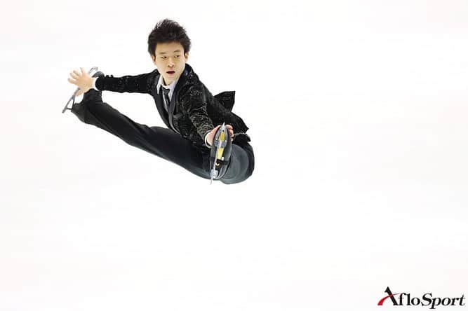 アフロスポーツさんのインスタグラム写真 - (アフロスポーツInstagram)「#本田ルーカス剛史  Photo: YUTAKA , @kenjiromatsuo.aflosport   Figure Skating : ISU Grand Prix of Figure Skating 2020/21 NHK Trophy at Towayakuhin RACTAB Dome, Osaka, Japan. #figureskating  #NHKtrophy #LucasTsuyoshiHonda  #sportsphotography #フィギュアスケート  #日本スケート連盟」12月11日 10時41分 - aflosport
