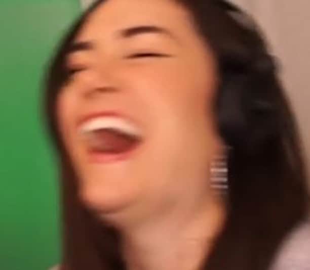 サーシャ・グレイのインスタグラム：「Me when I have too much #cyberpunk2077  LIVE ON TWITCH NOW」