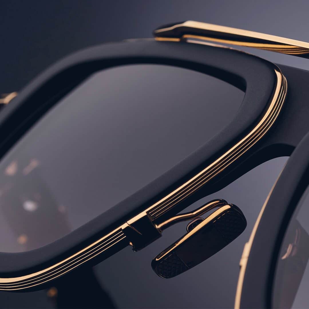 ディタのインスタグラム：「The most anticipated release of the season, DITA's LXN-EVO shines. Complete with signature details and custom hinge plates designed for maximum impact. Discover the LXN-EVO and other Icons at dita.com and select authorized retailers. #DITA #DITAeyewear #LXNEVO」