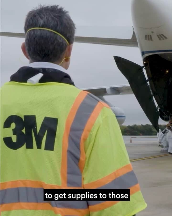 3M（スリーエム）のインスタグラム：「3M is playing a critical role in the fight against #COVID19. Learn all the steps we continue to take to support the world's response to the pandemic (link in bio).」