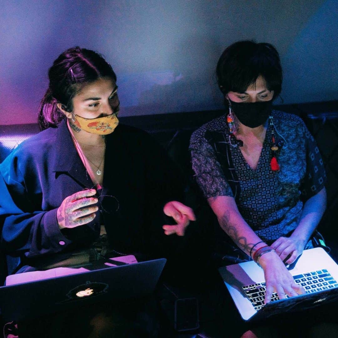クルーウェラのインスタグラム：「to all of our fellow artists & producers, we are very excited to share a resource next week that will hopefully inspire your music creations! 🎶」