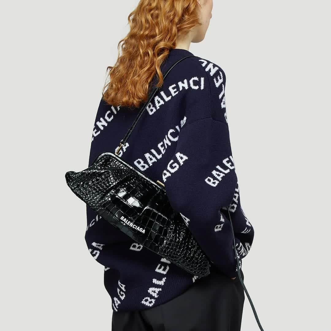 エルエヌシーシーのインスタグラム：「Balenciaga Spring/Summer 21 has landed at LN-CC.  From the moment Demna Gvasalia took control of the house that Cristóbel Balenciaga built, the Georgia-born creative director has gone about renovating it from the inside out, inviting a new generation to experience the founder's legacy.  Explore new season womenswear, menswear and accessories from @balenciaga」