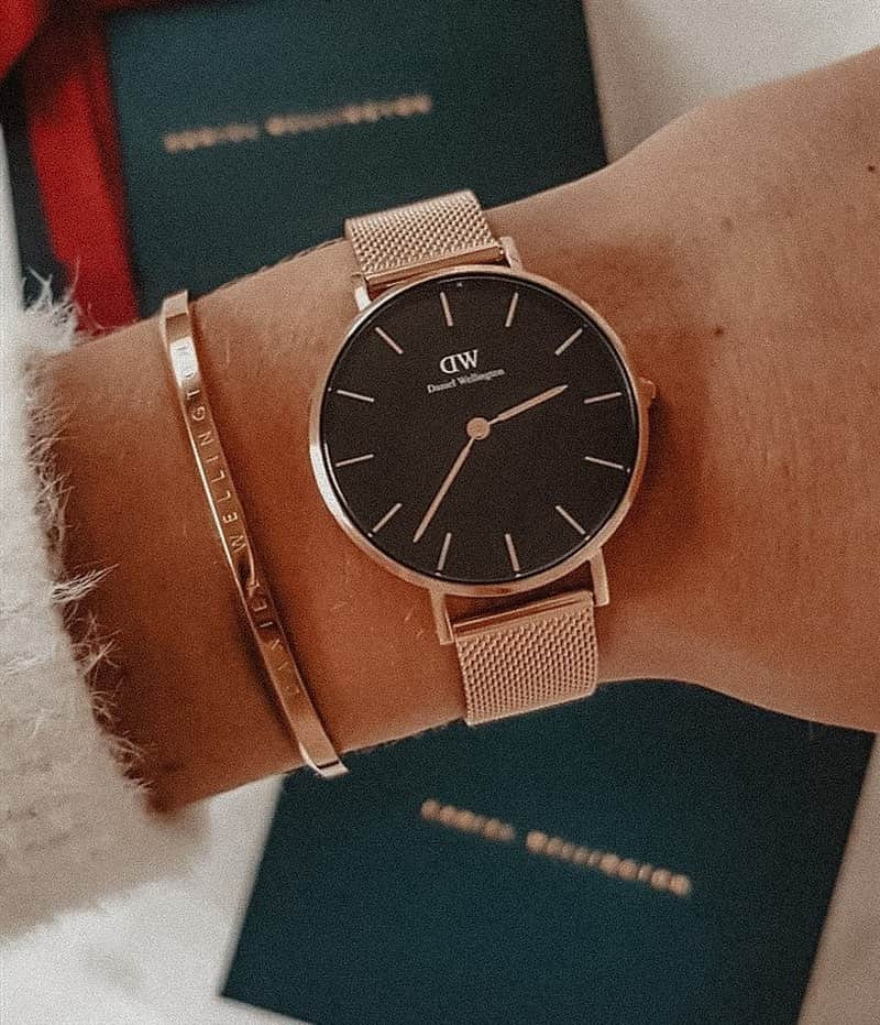 OOTD Magazineさんのインスタグラム写真 - (OOTD MagazineInstagram)「@danielwellington X-MAS OFFER! 25% OFF + 15% extra with code OOTD @danielwellington  Danielwellington.com」12月11日 3時00分 - ootdmagazine