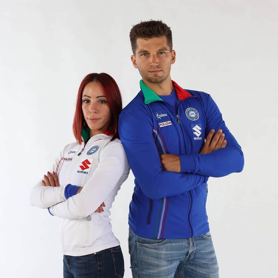ニコーレ・デラ・モニカのインスタグラム：「Settimana di gare, i campionati Italiani sono alle porte, e voi siete pronti per fare il tifo anche se da casa? Vi ricordo che tutte le gare verranno date in diretta sul canale YouTube della FISG!!!!  Seguiteci!!! #dellamonicaguarise #fisg4passion #suzukiesport #karismaitalia #fiammeoromoena #competitionweek #gamefaceon #dreamteam」