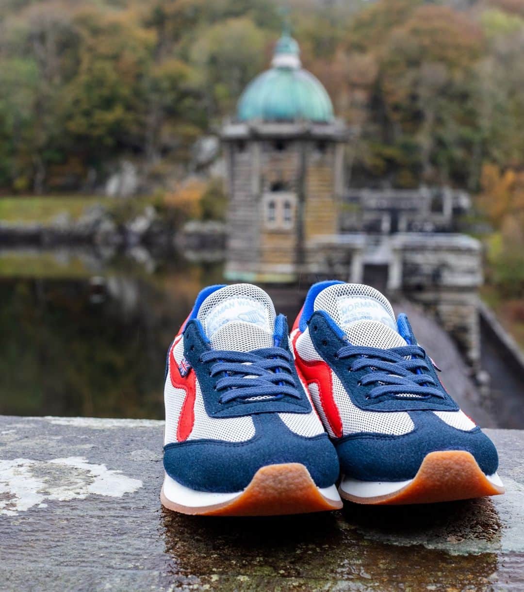 ウォルシュのインスタグラム：「Final Stock Call! Get your Fierce footwear in time for Christmas 👟🎁 . . . #normanwalshuk #normanwalsh #britishmanufacturing #madeinbritain #ukmfg #shoes #footwear #sneakers」