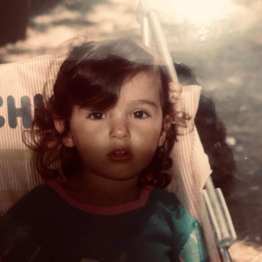 Stella Egittoのインスタグラム：「Quando ero adulta. Me li portavo bene o no quei 1095 giorni di consapevolezza?  . . . #past  #pastasciutta」