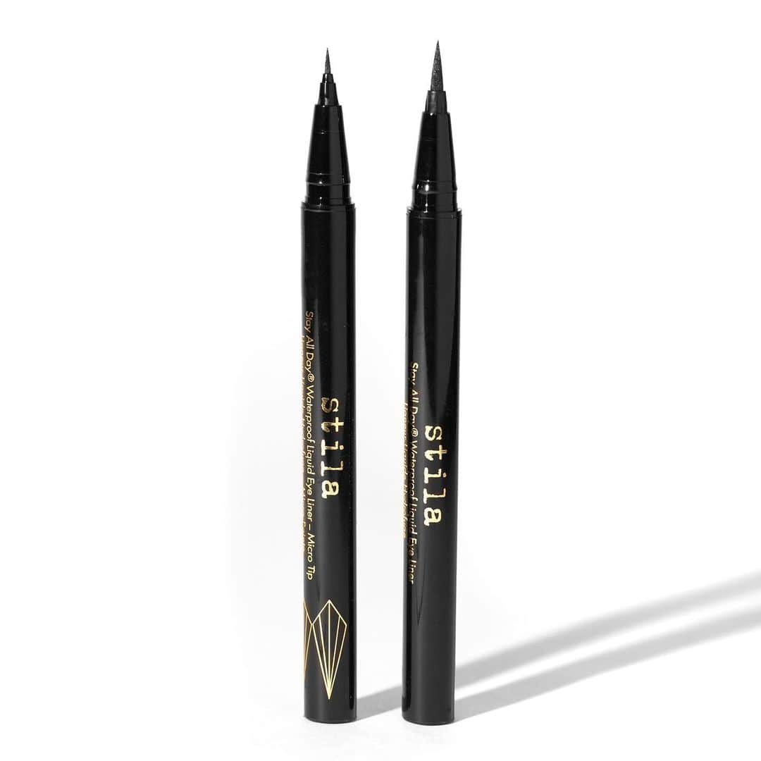 Stila Cosmeticsさんのインスタグラム写真 - (Stila CosmeticsInstagram)「The Original vs. Micro-Tip - an artist needs both  Create your own masterpiece - Shop our #1 selling Stay All Day® Waterproof Liquid Eye Liner collection now at StilaCosmetics.com #stilacosmetics #graphiceyeliner   #graphicartist #graphicliner #graphic #eyelinerdesign #graphiceyes #mua #cateyes #wingedliner #wingedtip」12月11日 4時14分 - stilacosmetics