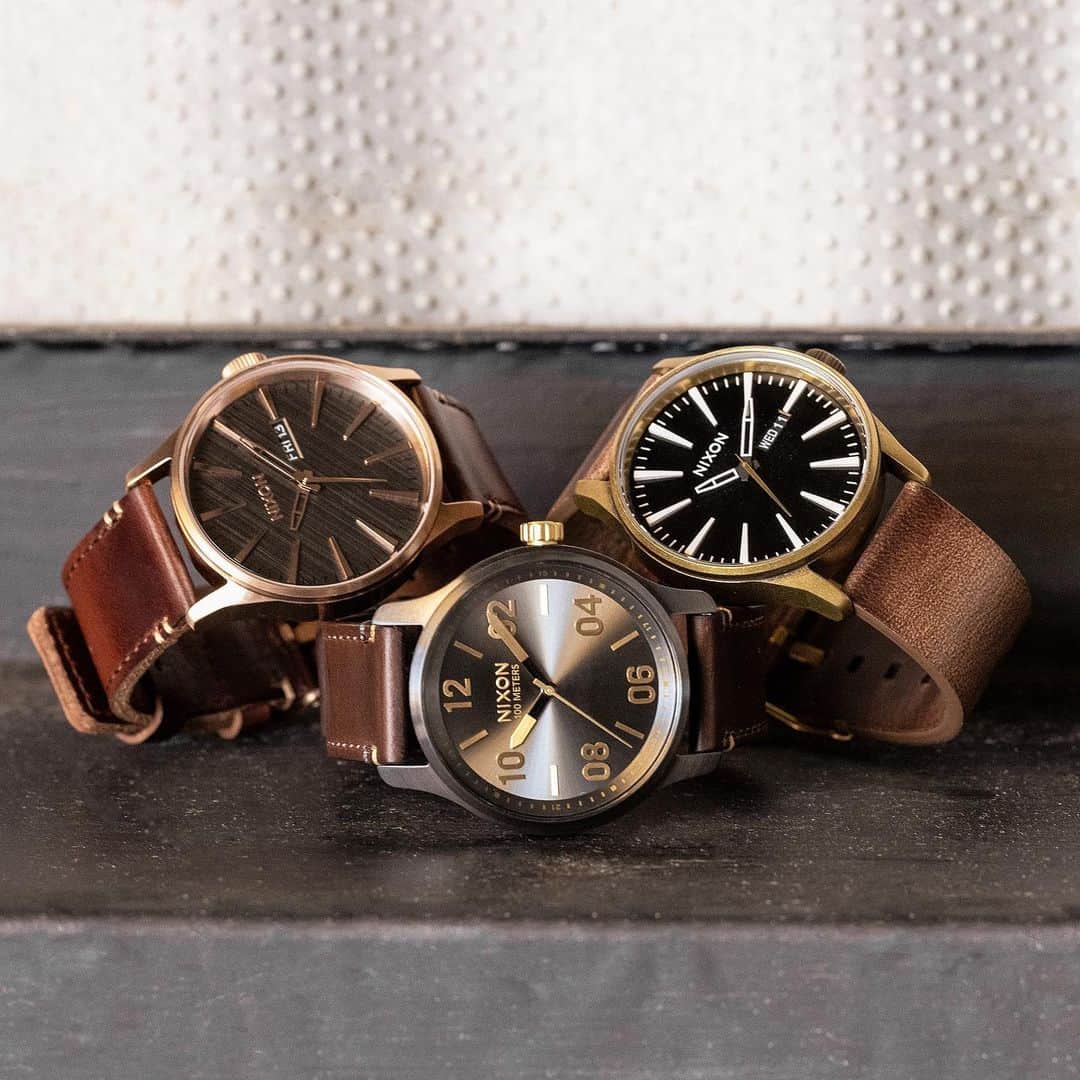 ニクソンのインスタグラム：「It’s leather weather #Nixon」
