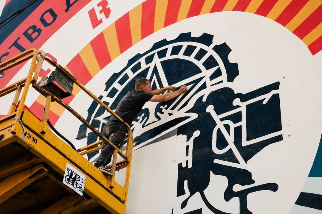 Shepard Faireyのインスタグラム
