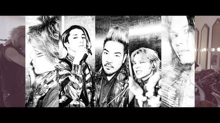 のインスタグラム：「Crossfaith史上初めての全席指定や様々な規則。未知数だったけどLiveが始まれば全てが愛おしく、ただただ嬉しかった。 奇跡は儚さの上にある。 Feel Aliveという楽曲はそんな奇跡が積み重なって出来た楽曲だと思う。 みんなの想いが詰まったクラップ、ありがとう。完成が凄く楽しみ。 2020年も残り少し。。 良い1年だったなぁ。 まだまだ生きていけそうだ！！  Love is all   Video @seidai_takekoshi」