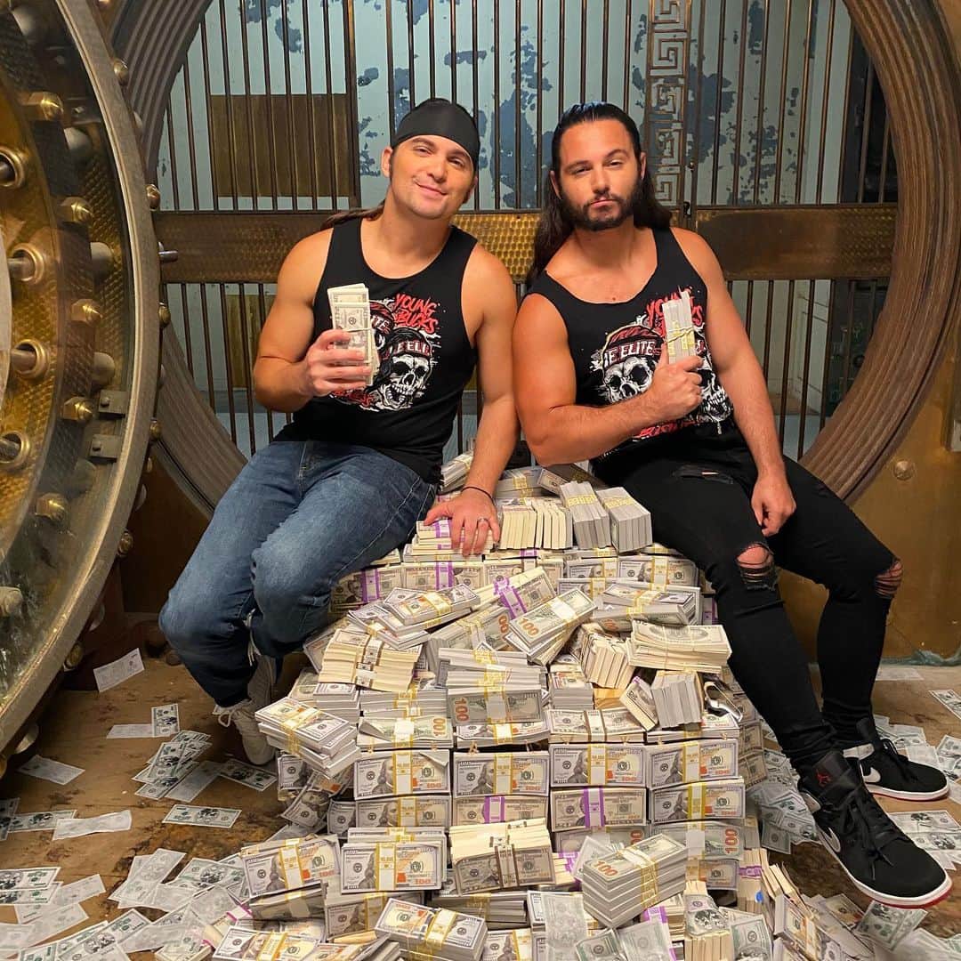 ニック・ジャクソンのインスタグラム：「💰💰💰💰💰💰💰」