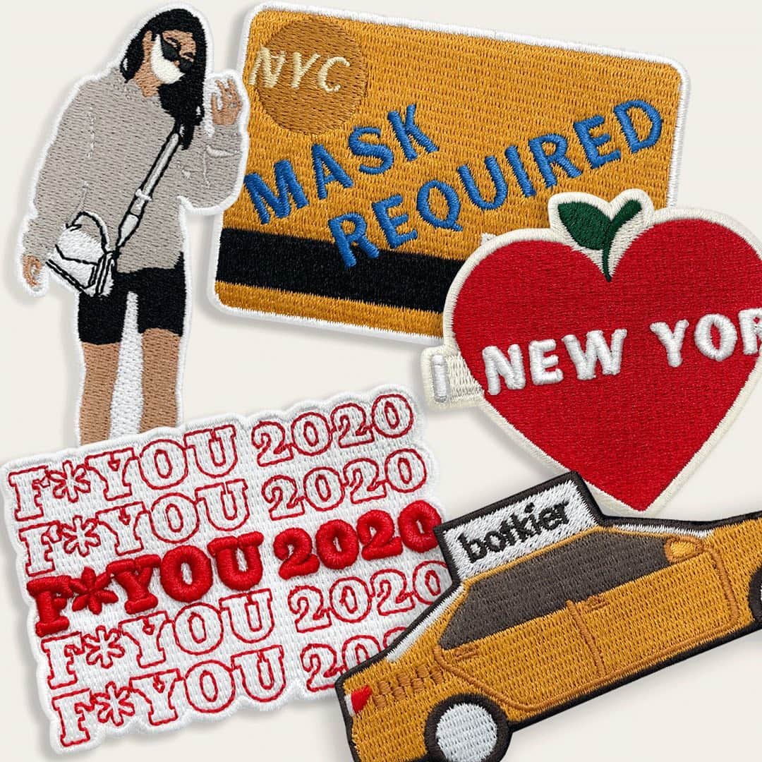 ボトキエのインスタグラム：「On the 8th day of #botkiergiftmas (arguably our fave)...our latest collection of adhesive patches, inspired by the city we love & call home #NYC ♥️🍎 plus a little nod to 2020...」