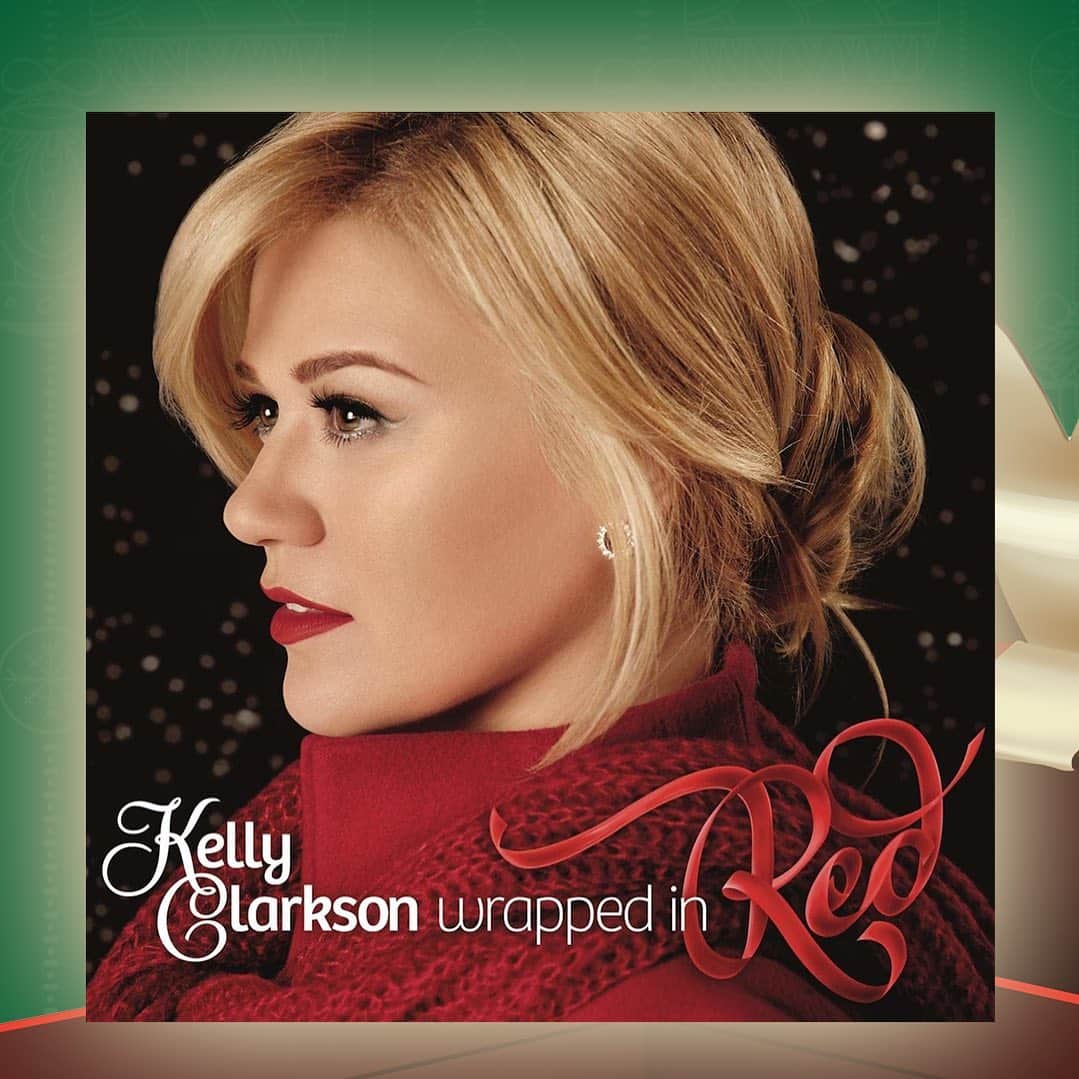 ケリー・クラークソンさんのインスタグラム写真 - (ケリー・クラークソンInstagram)「Day 4 of the Kelly Christmas Countdown is here and today's giveaway is wrapped in red! ❤️ Enter by swiping up in my story!」12月11日 8時00分 - kellyclarkson