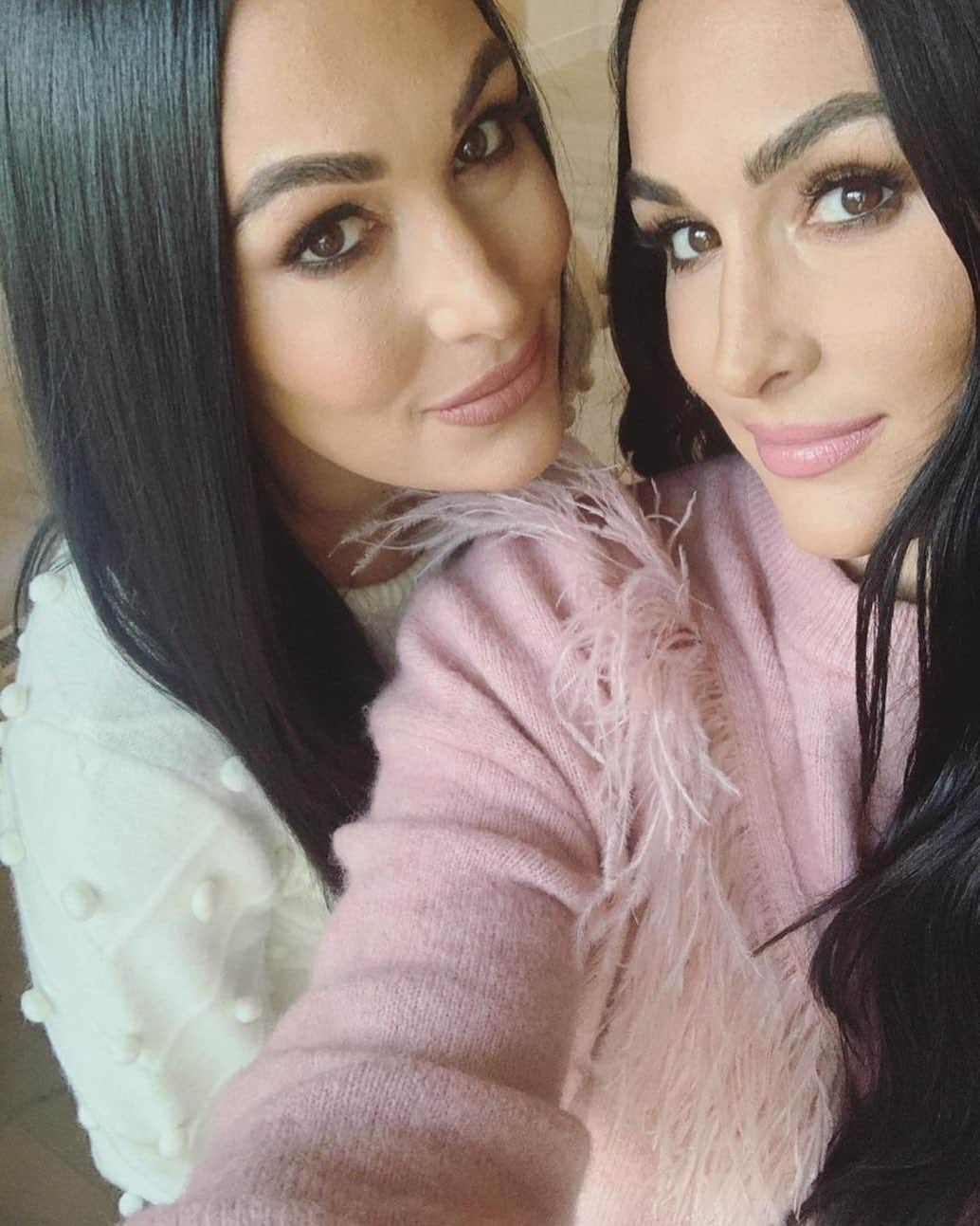 WWEさんのインスタグラム写真 - (WWEInstagram)「Because you need a little more Bella on your feed 💖 don’t miss #TotalBellas tonight at 9/8c only on E!」12月11日 8時06分 - wwe