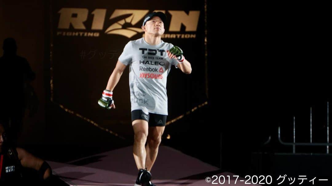 のインスタグラム：「ㅤ ㅤ ◎堀口恭司選手RIZIN振り返り ㅤ ■RIZIN10戦目：2019.4.21　RIZIN.15 ㅤ vs ベン・ウィン 選手 ○　1R 2:53 KO（スタンドパンチ連打） ㅤ #堀口恭司 (@kyoji1012 )選手 #RIZIN #ATT #グッティー写真 で振り返る ◎公式動画：https://youtu.be/DpW1Cbv99oA」