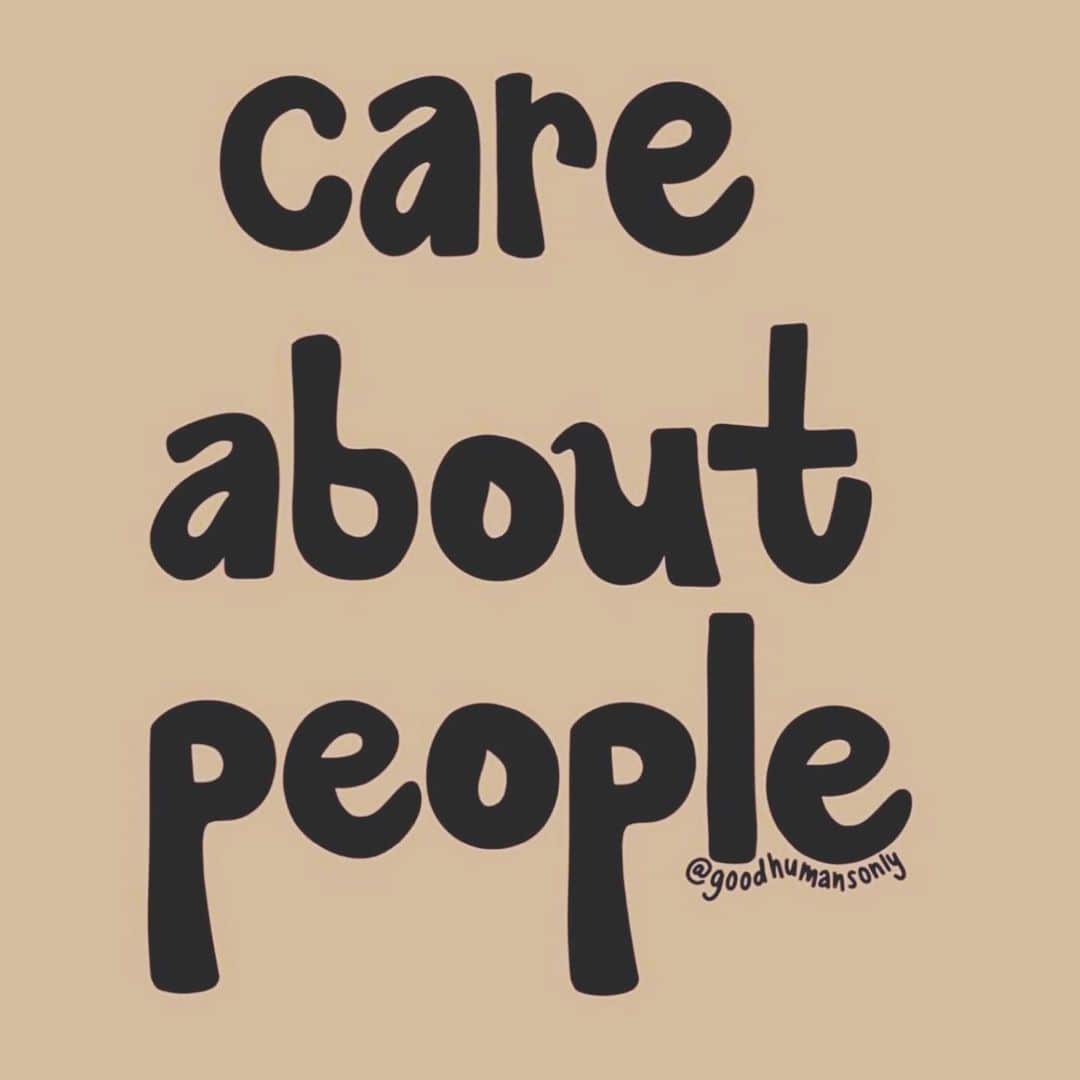 ブリアナ・ホリーのインスタグラム：「simple reminder. via @goodhumansonly」