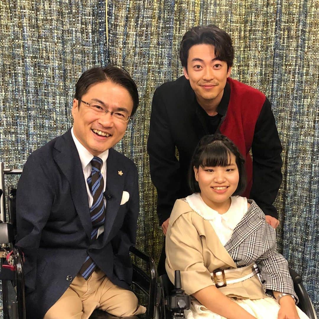 乙武洋匡さんのインスタグラム写真 - (乙武洋匡Instagram)「映画『#37セカンズ 』に出演した #佳山明 さん、#大東駿介 さんと。  その時のことを書きました。 　　　↓↓↓ 「大東駿介さんの背中が教えてくれた大切なこと」 https://bit.ly/2JTJwuj」12月11日 19時00分 - ototake_official