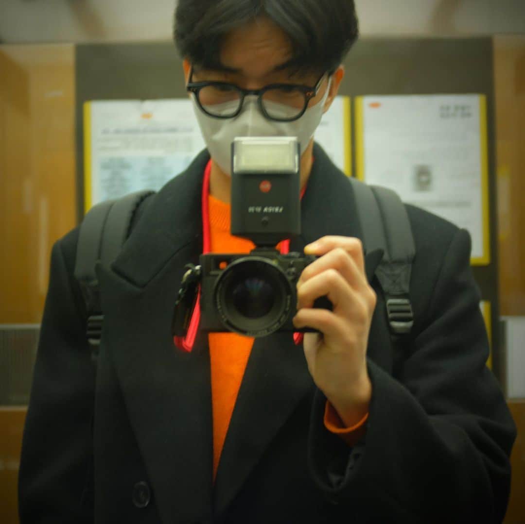 ト・サンウさんのインスタグラム写真 - (ト・サンウInstagram)「사진 찍으러 어디로 가볼까? 🚣🏻‍♂️」12月11日 19時17分 - sang_____w
