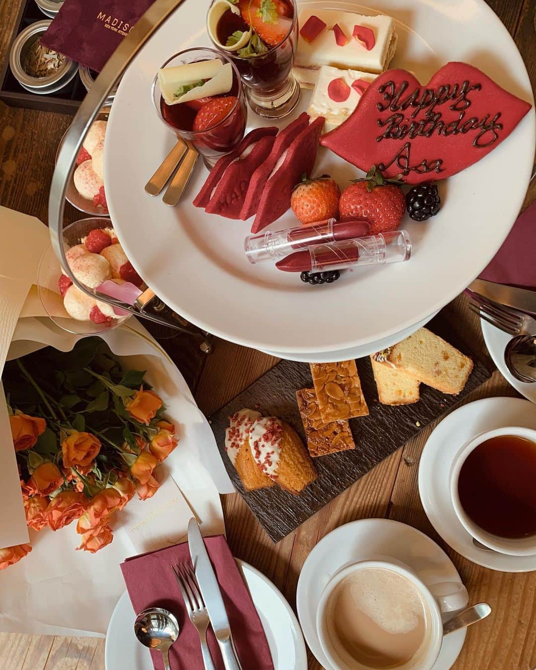 moeのグルメインスタ