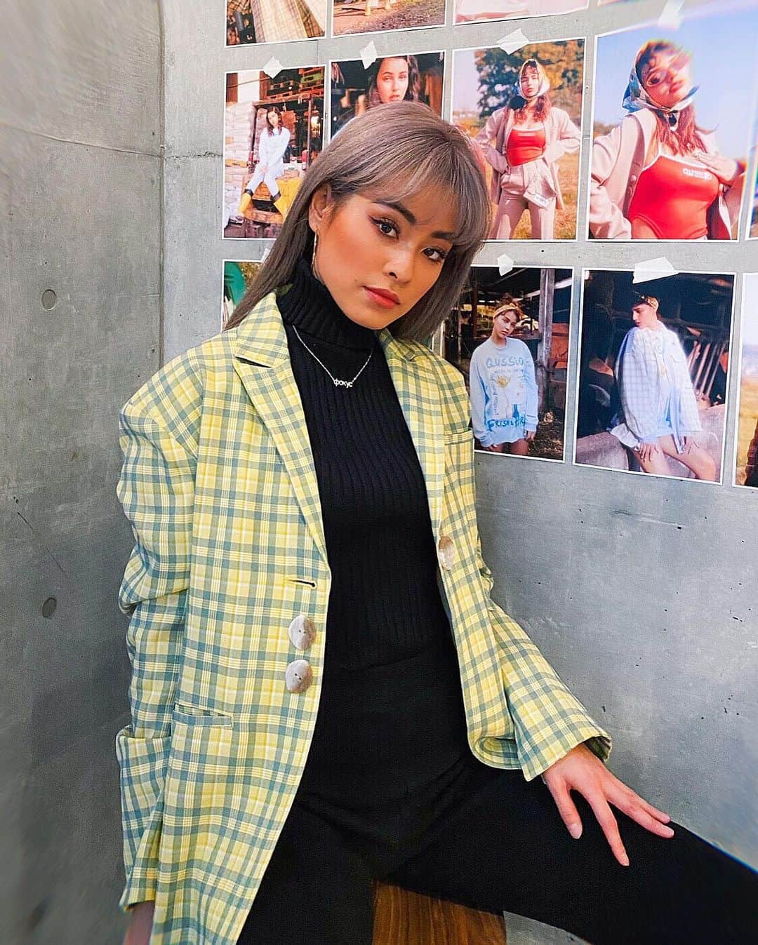 雨森はなこのインスタグラム：「@qussio_official の2021SSの展示会いってきて新作ジャケットとパンツと小道具色眼鏡付けたら怪しいプロデューサーみたいになった😂 ・ どれも可愛すぎてオーダー選びきれなかった🥺🥺ww @maoda419 さんいつもすみません😂 #instagood#instadaily#qussio#springsummerexhibition#ootd#fashion#outfitoftheday#コーデ」