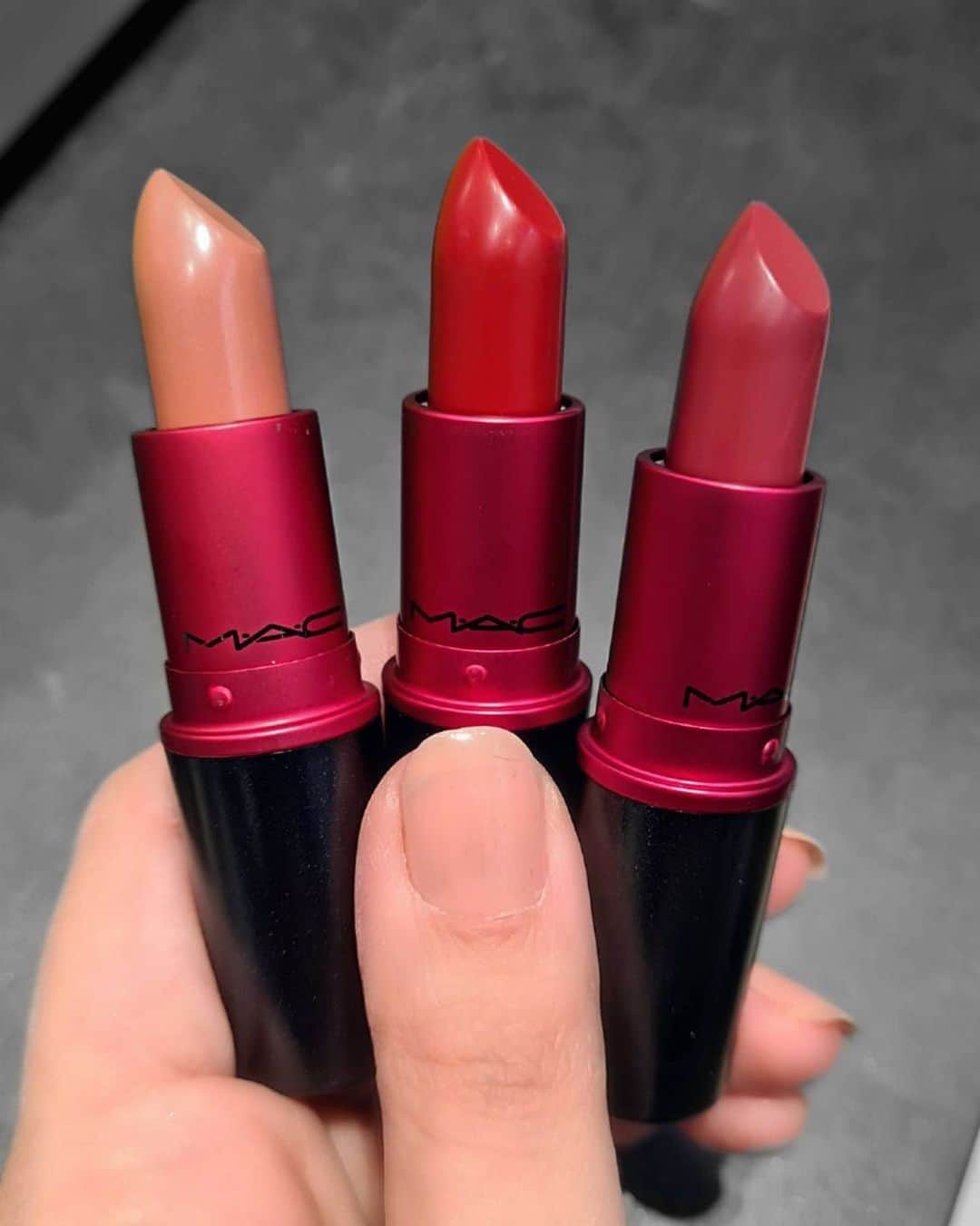 M·A·C Cosmetics UK & Irelandさんのインスタグラム写真 - (M·A·C Cosmetics UK & IrelandInstagram)「Three’s a crowd? We disagree. Which shade are you rocking this #VIVAGLAM Friday? 💄 1 VIVA GLAM Lipstick provides 75 women and girls with 45 minutes of life-saving HIV prevention skills.  Are you joining the fight? 🤜  From left to right: 🤎 Viva Glam Lipstick II 🤎 Viva Glam Lipstick I 🤎 Viva Glam Lipstick III  Regram @makeupbyesra  #MACCosmeticsUK #MACCosmetics #MACVivaGlam #MACLovesLipstick In the UK and Ireland, 100% of the recommended retail price (RRP) (less VAT) from the sale of VIVA GLAM lipsticks is donated to organisations that support the health and rights of people of All Ages, All Races and All Genders. We will make grants to non-profit organisations we believe can make a meaningful impact on health, rights and equality.」12月11日 19時57分 - maccosmeticsuk