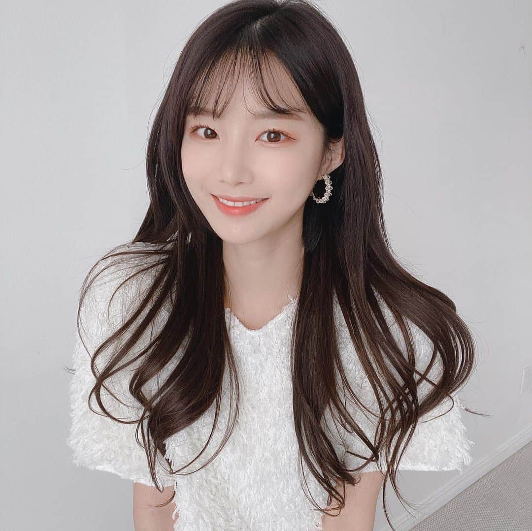 ユン・ダヨンのインスタグラム：「행복해지구싶다아💪💪💪」