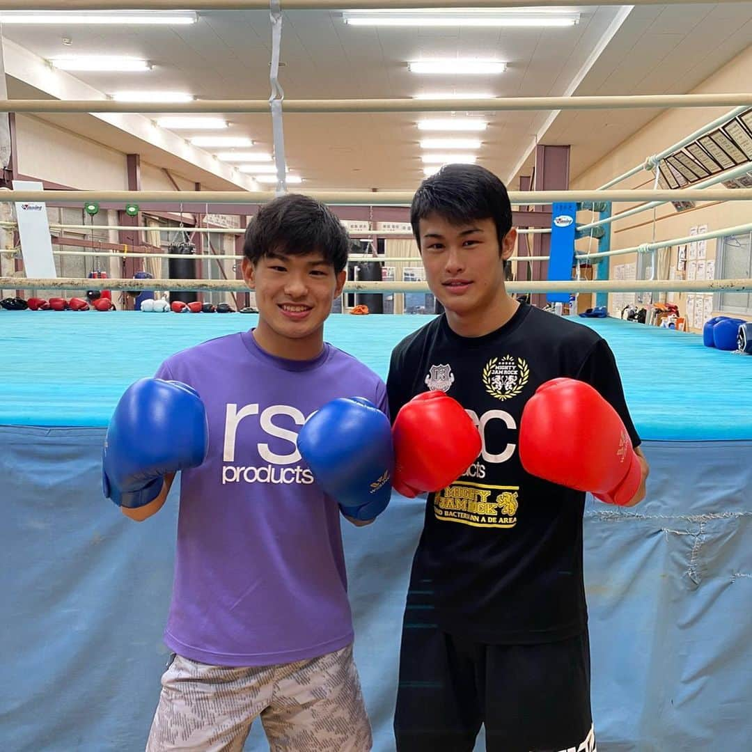 寺川綾さんのインスタグラム写真 - (寺川綾Instagram)「今日の報道ステーション。 スポーツコーナーは、今日も盛りだくさんです🏌️‍♀️⚾️⛵️☀️ カケル青春企画は、習志野高校ボクシング部の堤麗斗くんの特集です🥊✨ ぜひご覧ください🙋‍♀️❣️ #テレビ朝日 #報道ステーション #スポーツ #friday #盛り沢山 #カケル青春 #習志野高校 #ボクシング部🥊  #堤麗斗くん #お楽しみに🎶」12月11日 20時19分 - terakawaaya_official