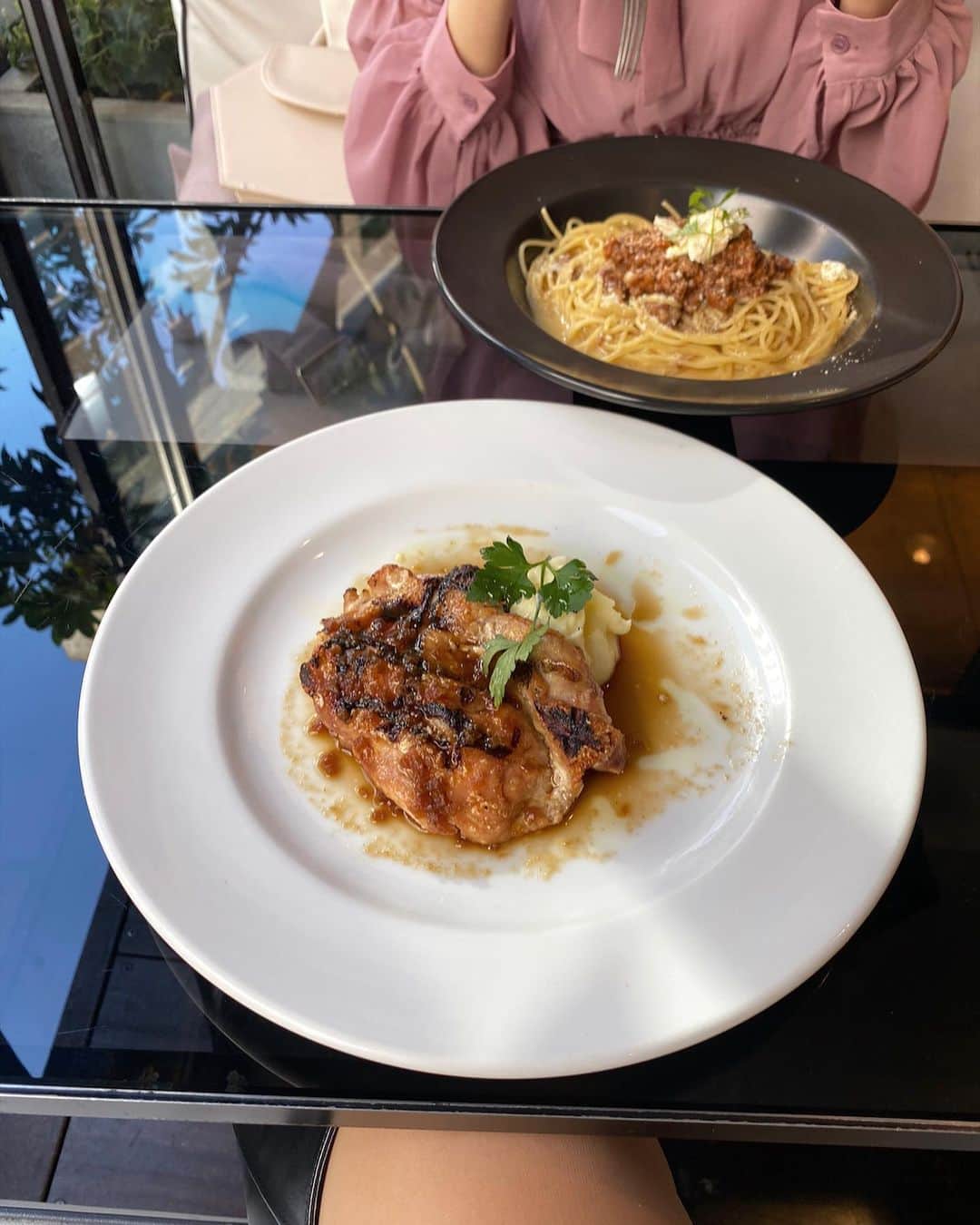 佐藤那菜のインスタグラム：「. ランチのコース美味しかった〜〜！🤦🏼‍♀️🤍」