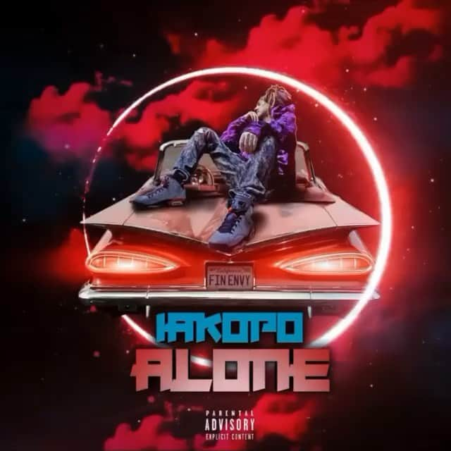 ヤコポのインスタグラム：「ALONE 👽🛸 Out Now ‼️💥  #iakopo #alone #spotify #applemusic #emo #emorock #amidoingbadnow #emotrap #everythingkula #kulagang」