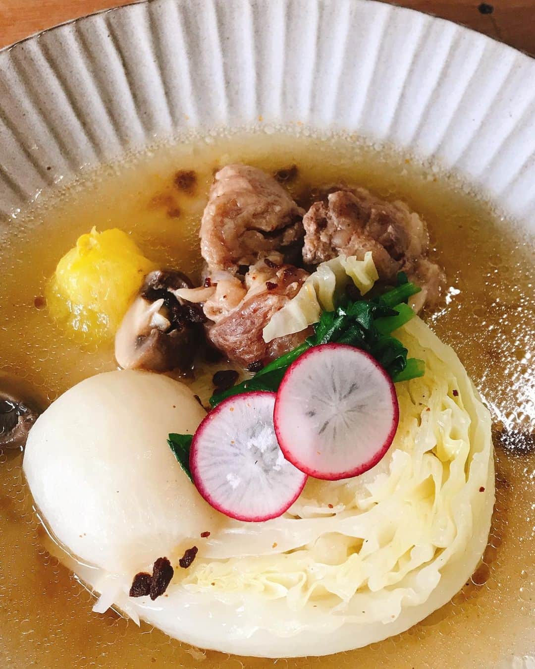 モッチェ 永井のインスタグラム：「熊本の赤牛を使ってるらしい。 #びさいど」